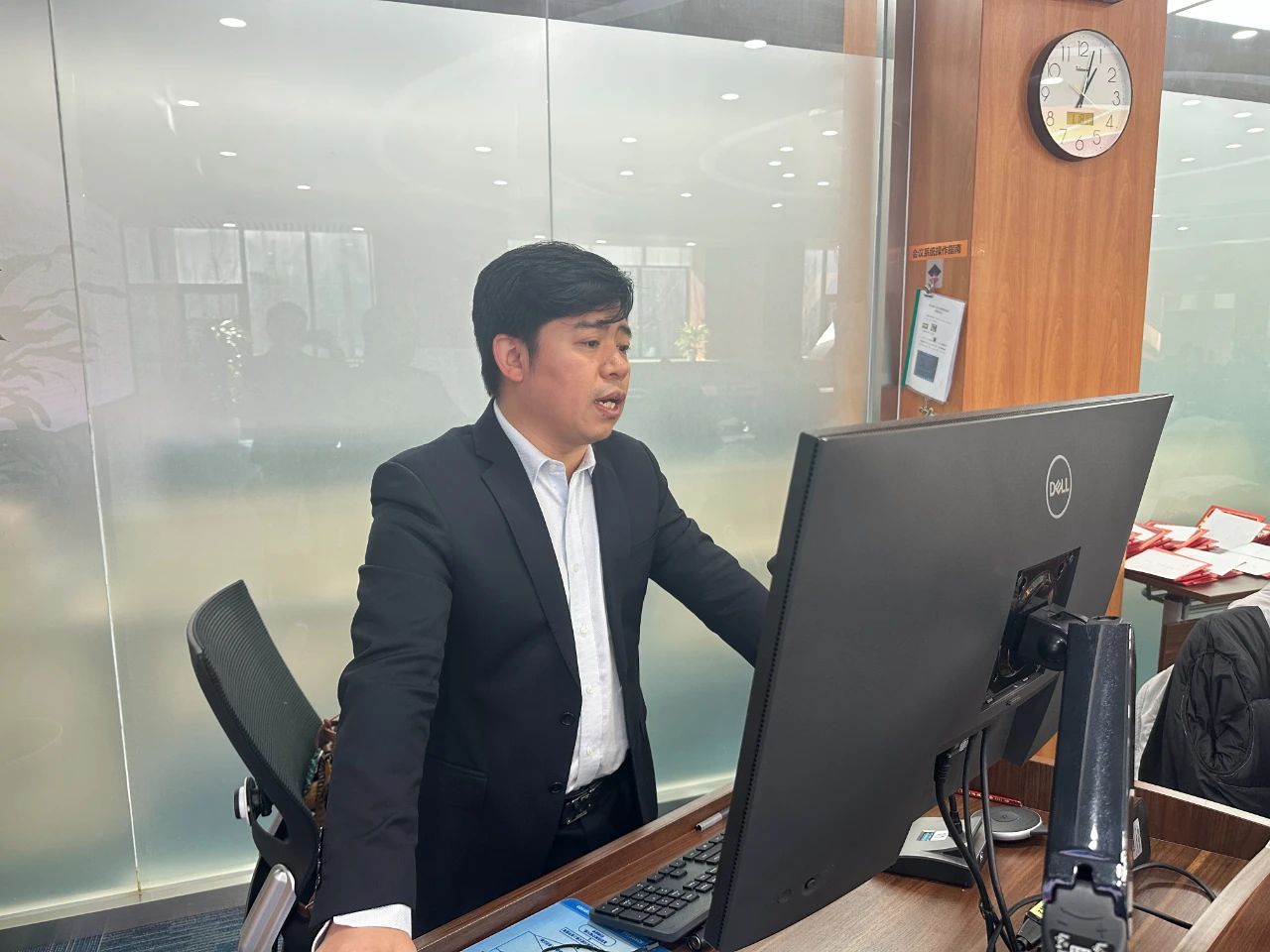 聚势破局求生存·奋楫笃行赴新程(图11) 聚势破局求生存·奋楫笃行赴新程(图11)